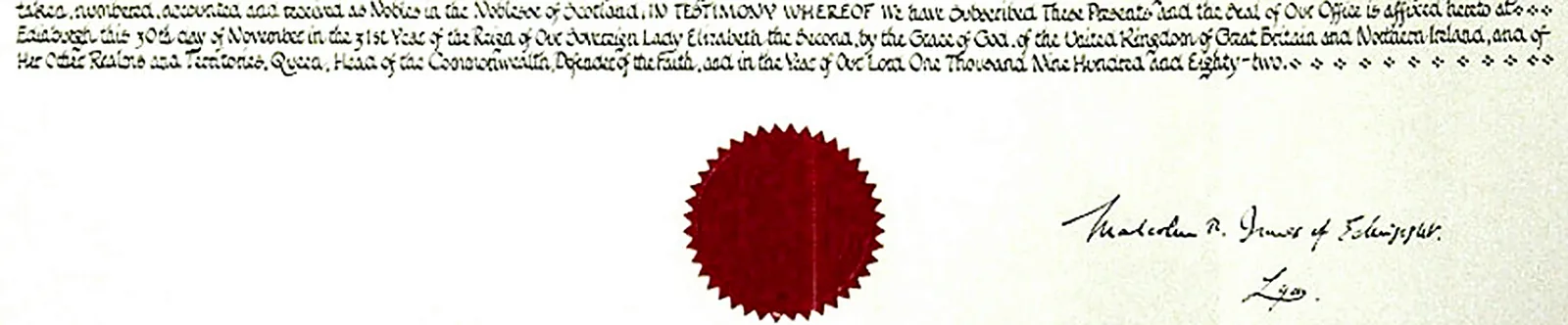 The dating clause and signature of the same Letters Patent: Edinburgh, 30 November 1982, with the red seal of office and the signature Malcolm R. Innes of Edingight, Lyon